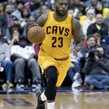 LeBron James hat die Möglichkeit mit seinem Sohn in der NBA zu spielen